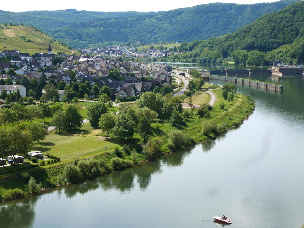 Ferienwohnungen Am Bruttiger Moselsteig Extérieur photo