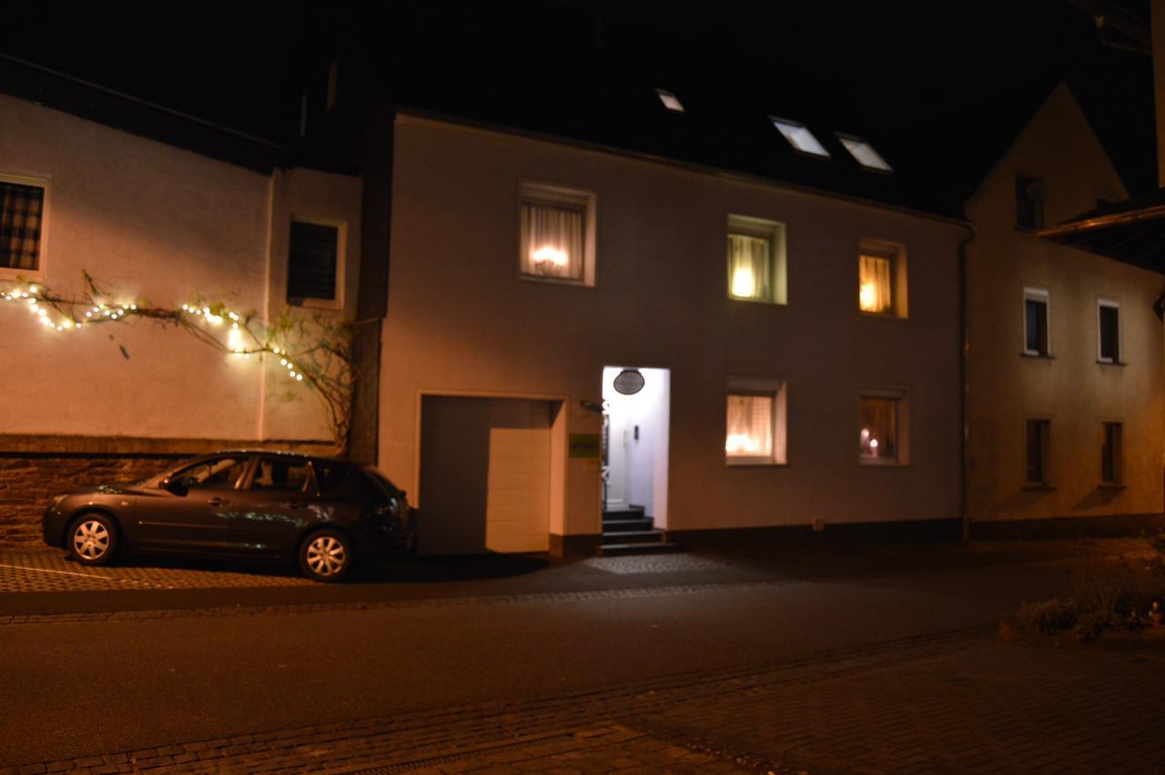 Ferienwohnungen Am Bruttiger Moselsteig Extérieur photo