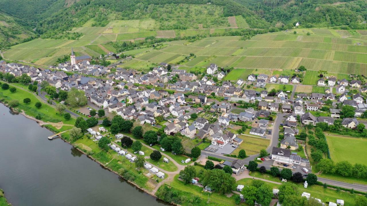 Ferienwohnungen Am Bruttiger Moselsteig Extérieur photo